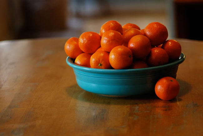 bowl-of-oranges